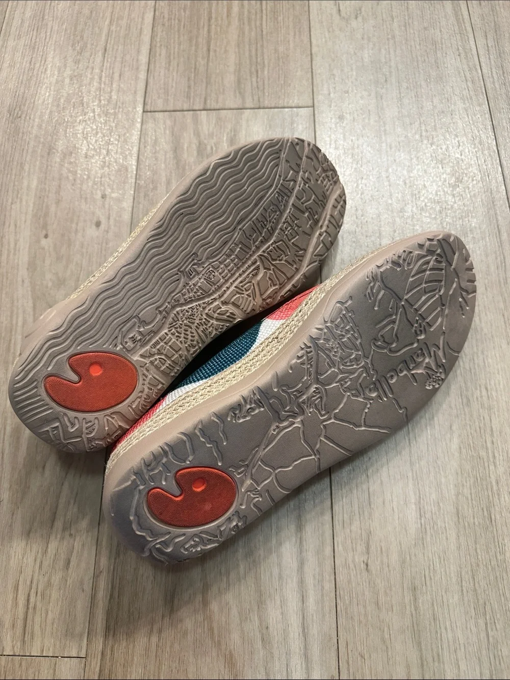 UIN Marbella Broad Leaf Espadrilles (damaged heel) 9
